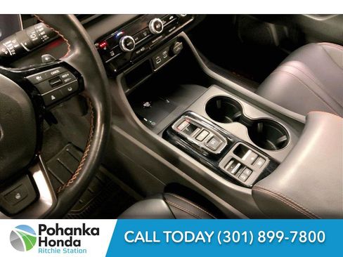 Used 2024 Honda Pilot TrailSport image 15