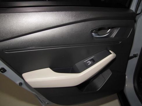 Used 2025 Honda Accord EX-L image 13