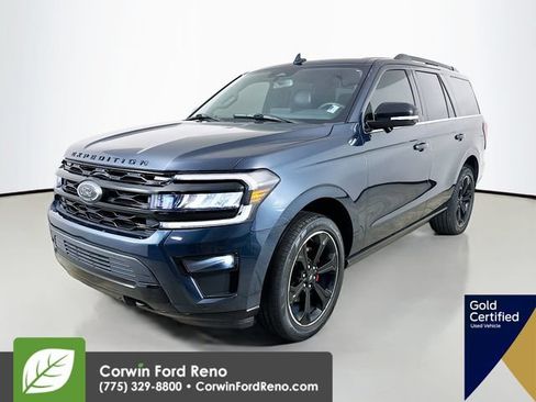 Certified 2022 Ford Expedition Limited AWD/4WD image 4