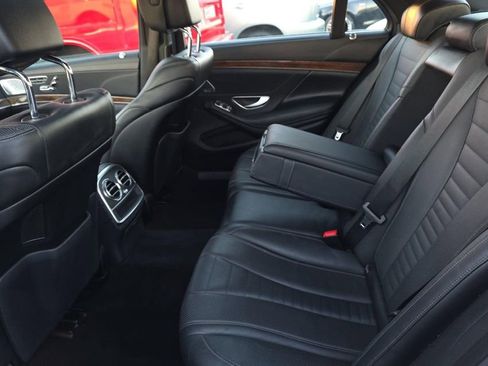 Used 2016 Mercedes-Benz S 550 4MATIC Sedan image 9