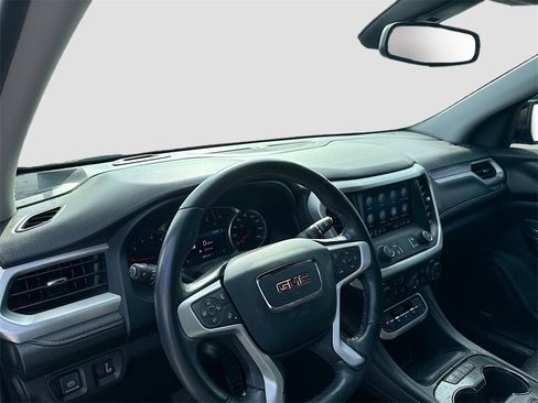 Used 2022 GMC Acadia SLT w/ Elevation Edition image 11