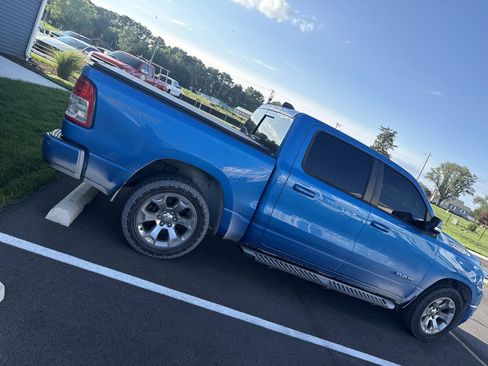 Used 2021 RAM 1500 Big Horn AWD/4WD image 3