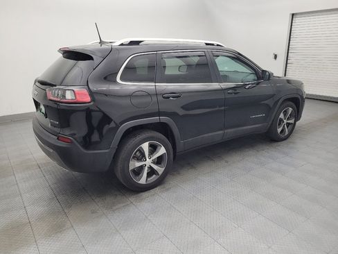 Used 2019 Jeep Cherokee Limited image 10