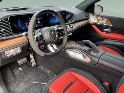 Used 2025 Mercedes-Benz GLE 53 AMG 4MATIC Coupe image 21