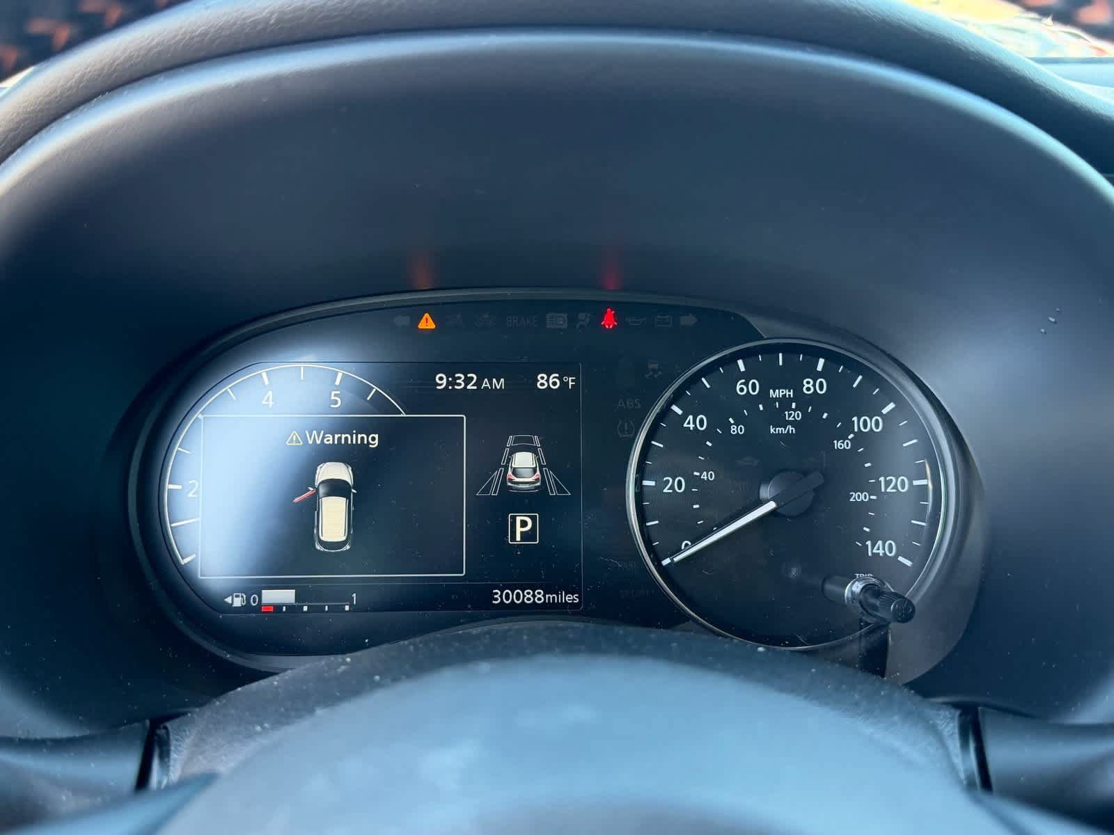 Used 2023 Nissan Kicks SR FWD image 9