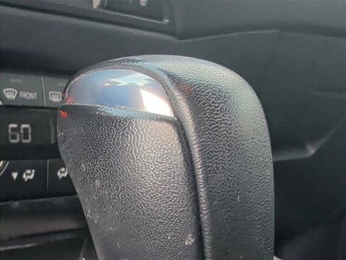 Used 2017 MAZDA CX-5 Touring w/ Preferred Equipment Package FWD image 7