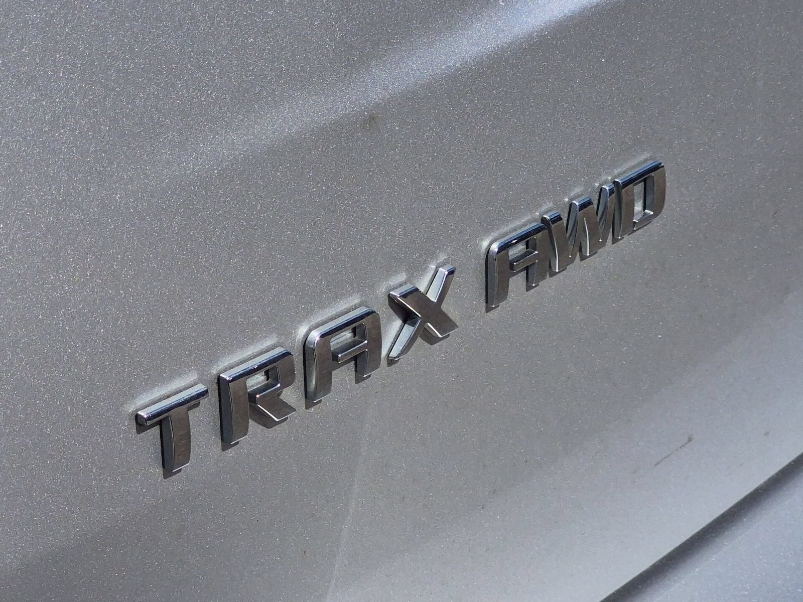 Used 2018 Chevrolet Trax LT w/ LT Convenience Package AWD/4WD image 13