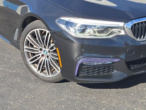 Used 2018 BMW 530i xDrive 530i xDrive image 3