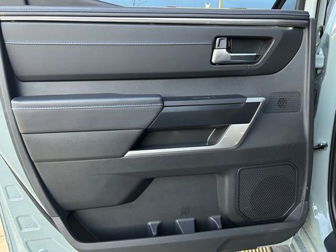 Used 2025 Toyota Tundra Platinum image 26