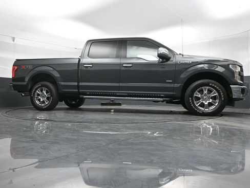 Used 2017 Ford F150 XLT w/ XTR Package image 39