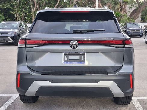 New 2026 Volkswagen Tiguan S FWD image 4