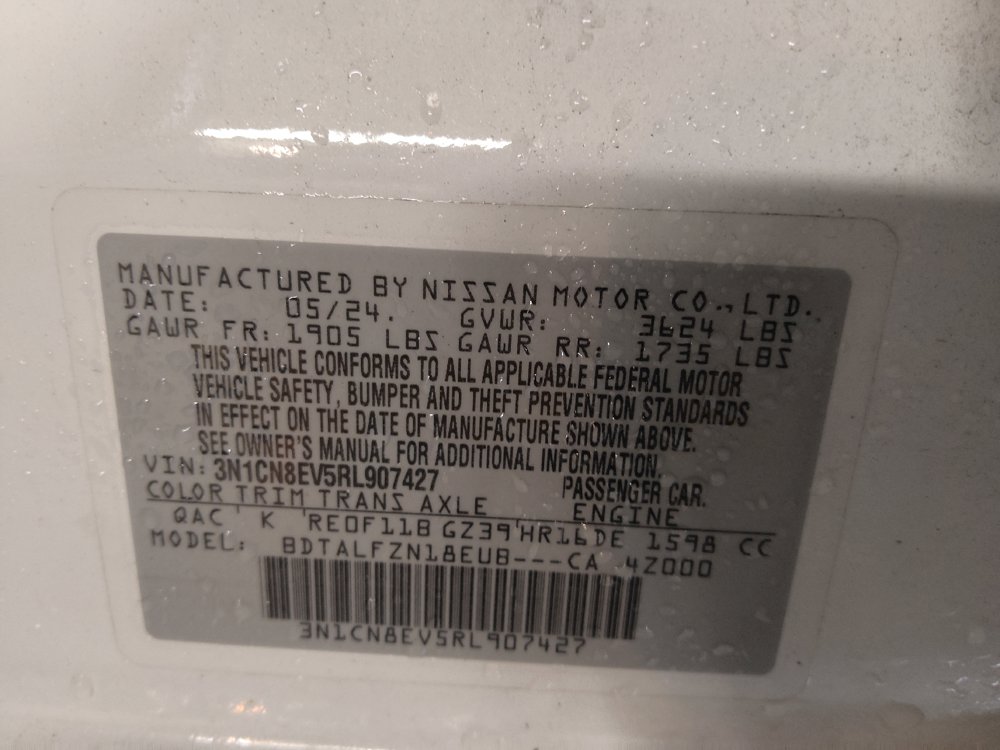 Used 2024 Nissan Versa SV FWD image 33