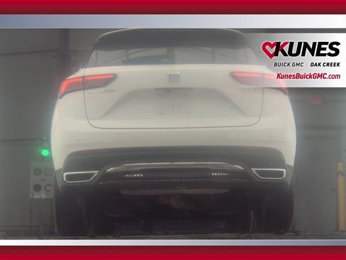 Used 2024 Buick Envision Preferred image 8