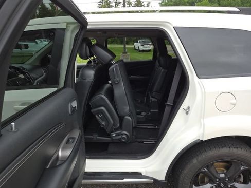 Used 2018 Dodge Journey Crossroad AWD/4WD image 41
