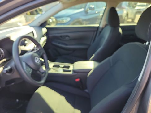 Certified 2025 Nissan Sentra S image 18