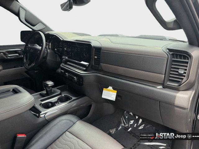 Used 2022 Chevrolet Silverado 1500 ZR2 w/ Technology Package AWD/4WD image 19