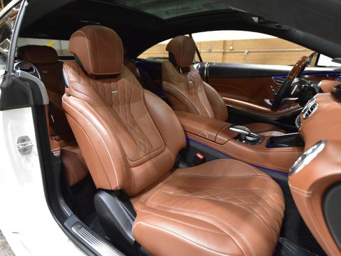 Used 2016 Mercedes-Benz S 550 4MATIC Coupe image 44