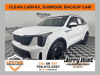Used 2024 Kia Sorento S w/ Panoramic Sunroof Package
