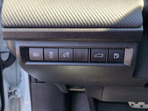 Used 2025 Toyota Camry SE w/ Convenience Package FWD image 24
