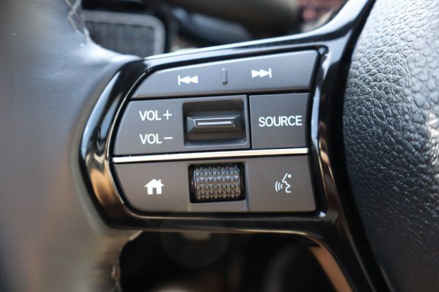 Used 2025 Honda Civic Sport image 12