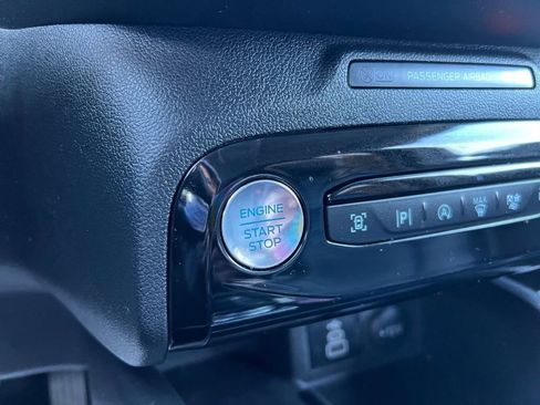 Used 2024 Ford Escape Platinum AWD/4WD image 17