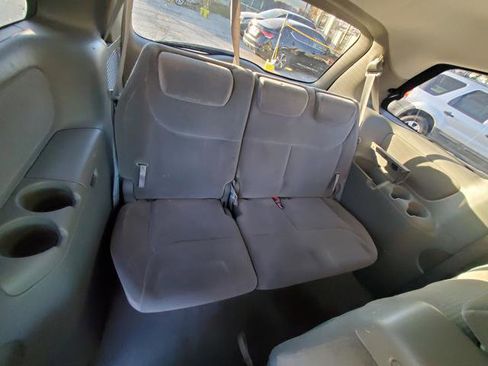 Used 2004 Toyota Sienna LE image 10