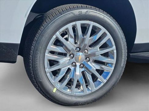 New 2026 Chevrolet Suburban Premier w/ Sun And Tow Package image 11