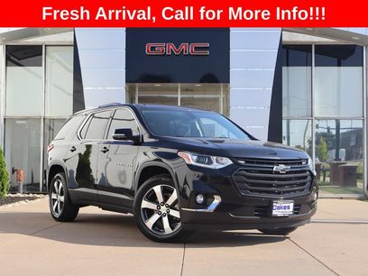 Certified 2018 Chevrolet Traverse LT w/ LPO, Black Accent Package