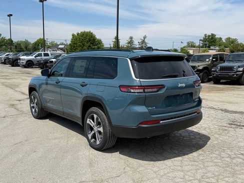 New 2026 Jeep Grand Cherokee L Limited w/ Trailer Tow Package AWD/4WD image 8