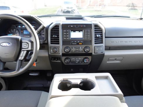 Used 2021 Ford F350 XL image 32