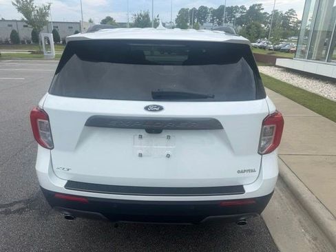 Used 2023 Ford Explorer XLT w/ Equipment Group 202A RWD image 7