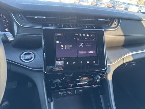 Used 2024 Jeep Grand Cherokee L Laredo w/ Luxury Tech Group I image 12