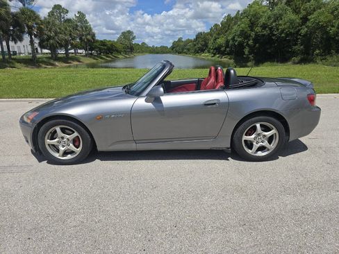 Used 2000 Honda S2000 image 3