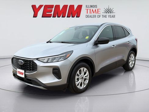 Used 2023 Ford Escape Active FWD image 4