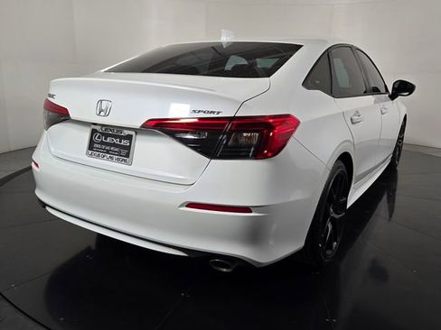 Used 2024 Honda Civic Sport image 6