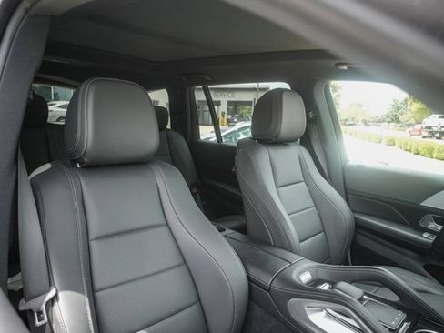 Certified 2025 Mercedes-Benz GLS 450 4MATIC image 28