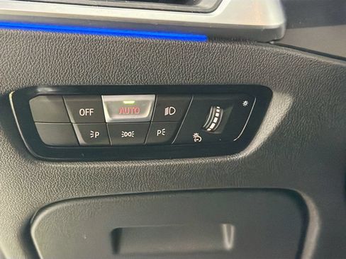 Used 2021 BMW M4 Coupe w/ Executive Package RWD image 10