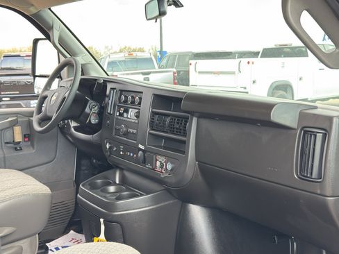 New 2025 Chevrolet Express 3500 w/ Power Convenience Package RWD image 21