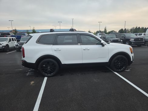 Used 2022 Kia Telluride EX w/ EX Premium Package AWD/4WD image 18
