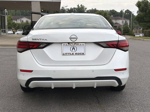 Used 2025 Nissan Sentra SV FWD image 4