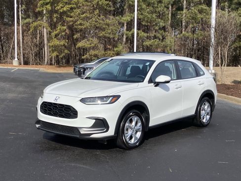 Used 2024 Honda HR-V LX image 6