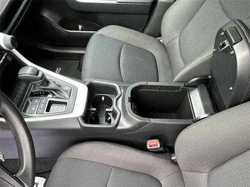 Used 2024 Toyota RAV4 LE image 28