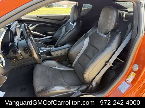 Used 2022 Chevrolet Camaro LT RWD image 25