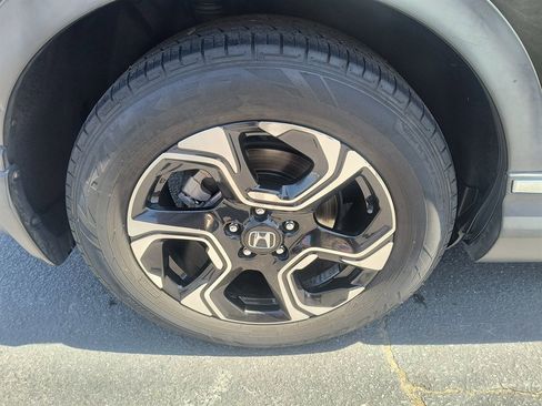 Used 2018 Honda CR-V Touring image 11