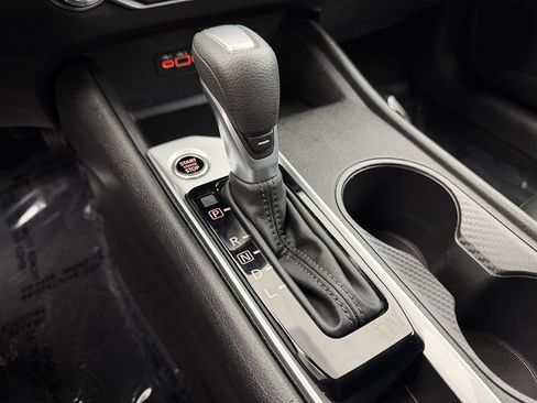 Used 2025 Nissan Altima 2.5 SV image 17