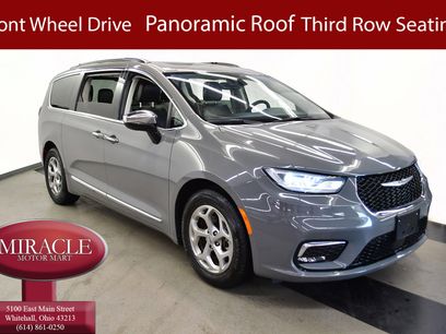 Used 2023 Chrysler Pacifica Limited