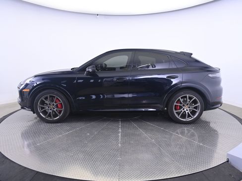 Certified 2023 Porsche Cayenne GTS AWD/4WD image 2