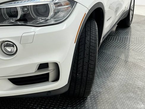 Used 2015 BMW X5 xDrive50i AWD/4WD image 42