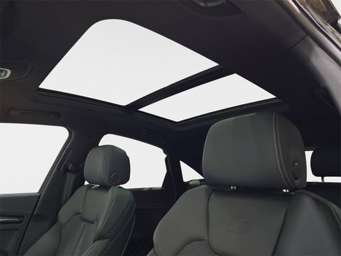 New 2025 Audi SQ5 Premium Plus image 29