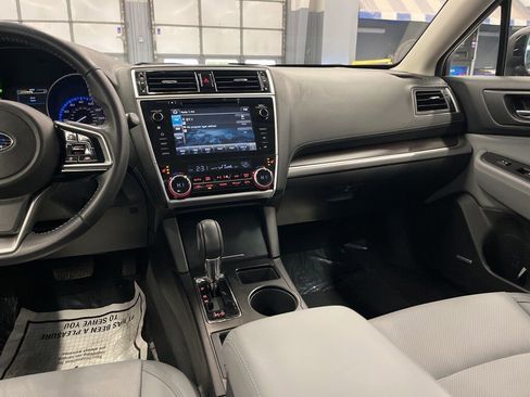 Used 2018 Subaru Legacy 3.6R Limited image 22